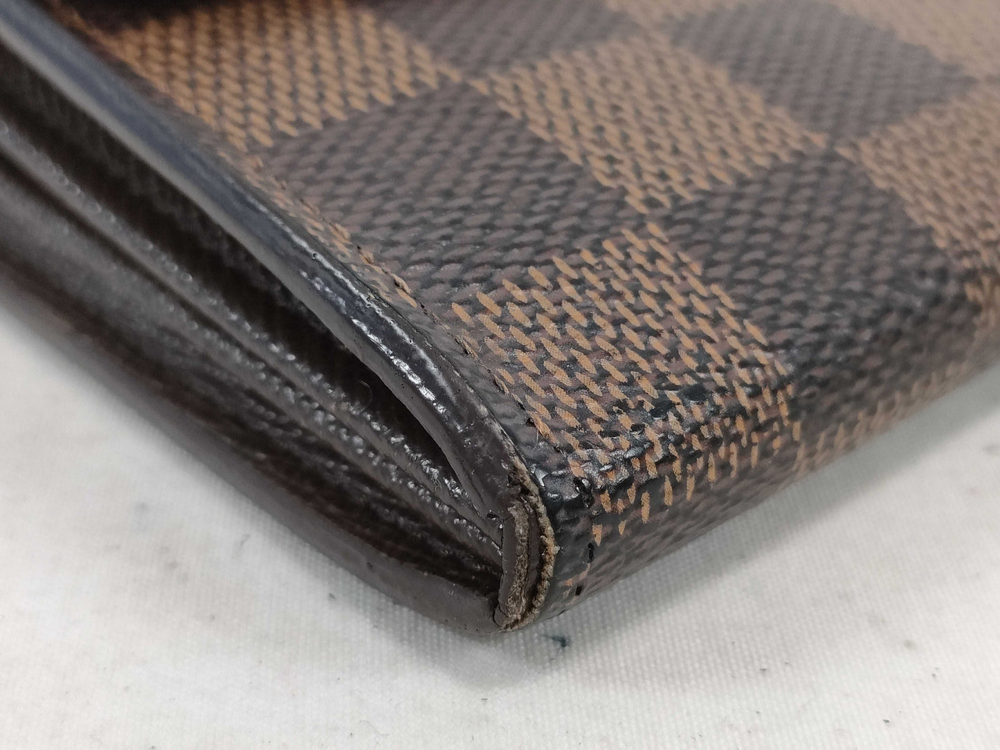 LOUIS VUITTON Damier Portefeuille Sarah Wallet