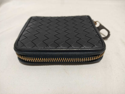 BOTTEGA VENETA Intrecciato Round Wallet