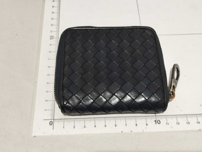 BOTTEGA VENETA Intrecciato Round Wallet