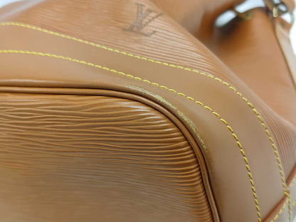 LOUIS VUITTON Epi Noe Shoulder Bag