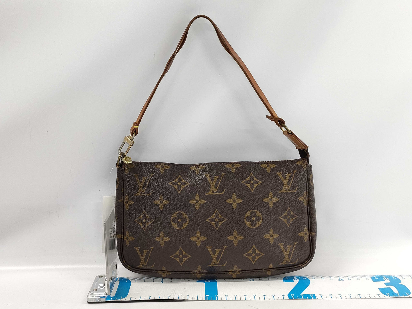 LOUIS VUITTON Monogram Pochette Accessoir Handbag