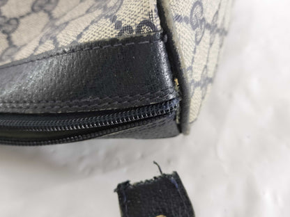 GUCCI GG Supreme Sherry ST Torn Shoulder Bag