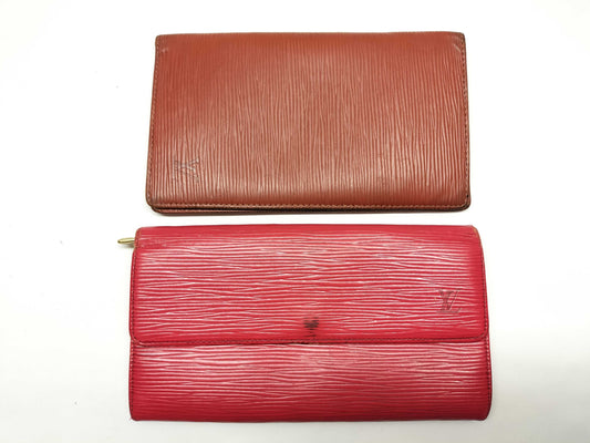 LOUIS VUITTON Epi Porte Monnaie Credit and other long wallets 