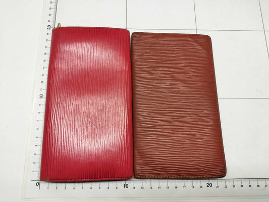 LOUIS VUITTON Epi Porte Monnaie Credit and other long wallets 