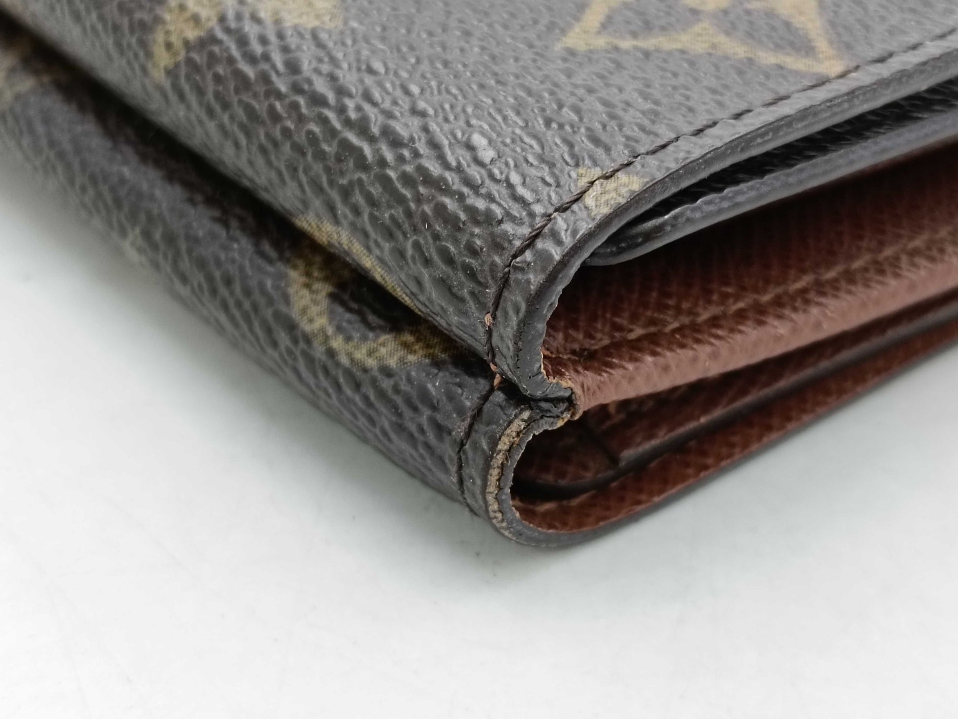 LOUIS VUITTON Monogram Porte Monnaie Carte Credit Wallet