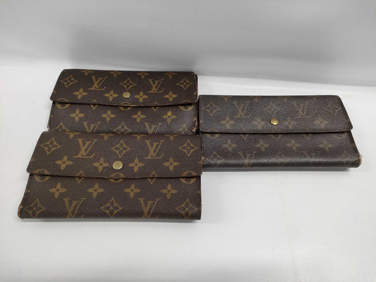 LOUIS VUITTON Monogram International Set Wallet