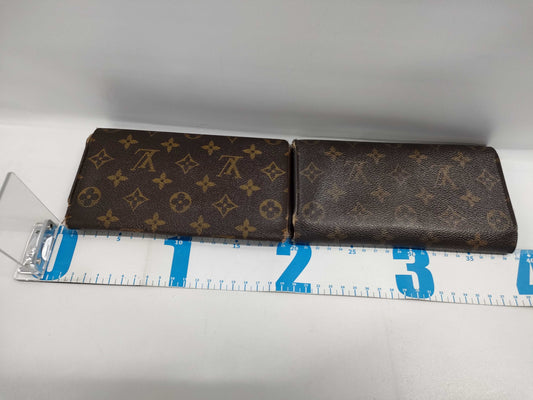 LOUIS VUITTON Monogram International Set Wallet