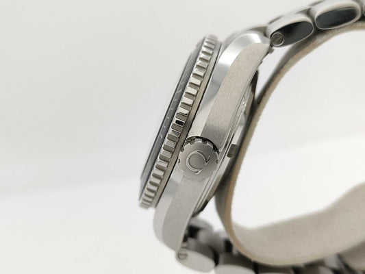 OMEGA Seamaster Planet Ocean 232.30.38.20.01.001 87856526 Automatic Men's Watch