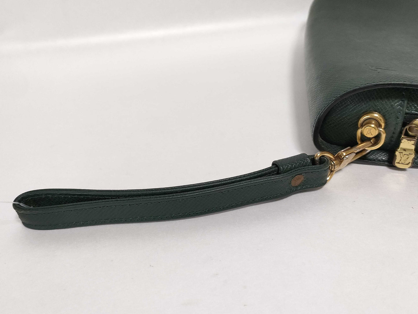 LOUIS VUITTON Taiga Taiga Baikal Adwords Clutch Second Bag Second Bag