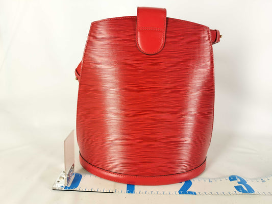 LOUIS VUITTON Epi Cluny M52257 Shoulder Bag
