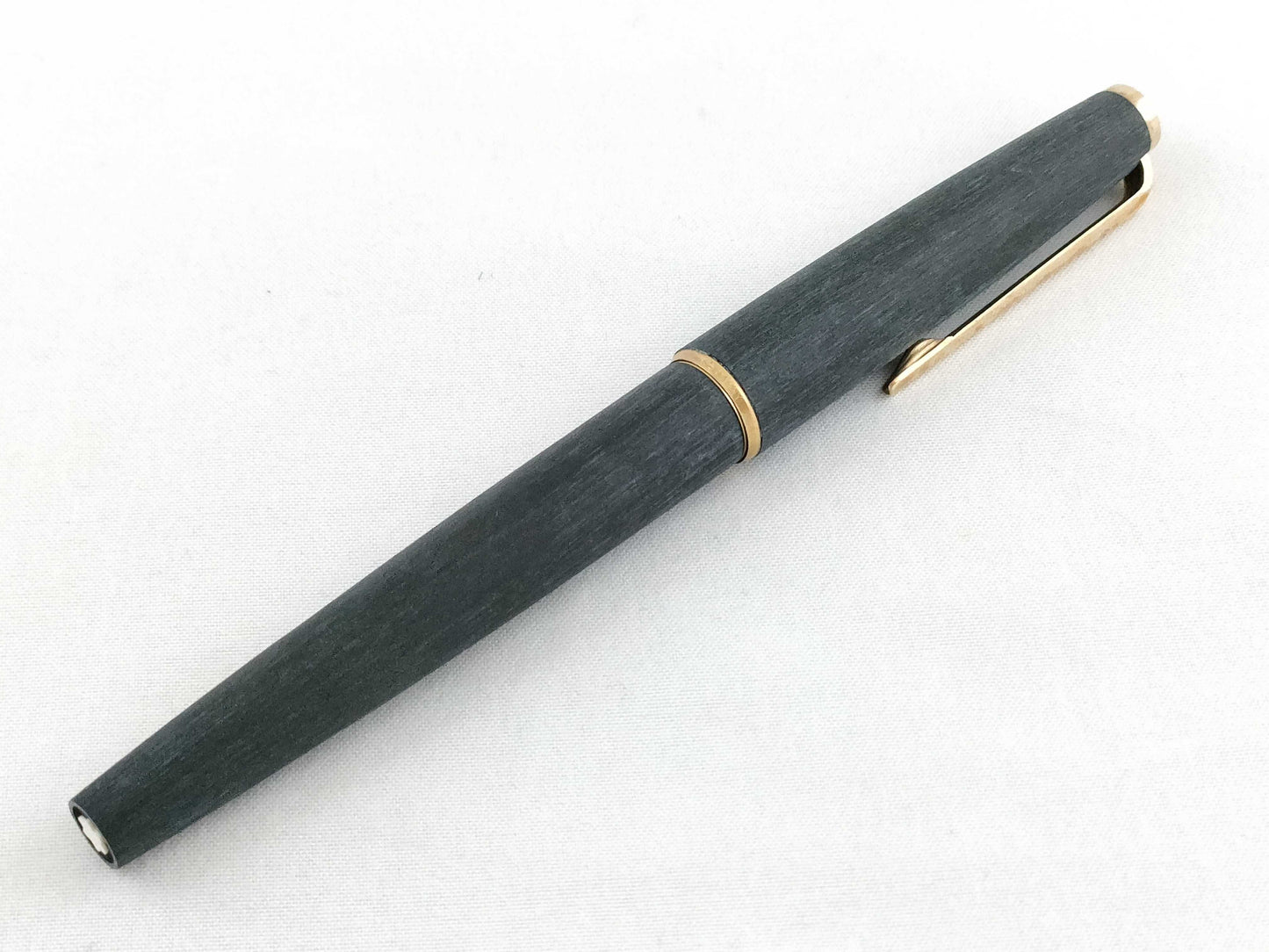 MONTBLANC Montblanc Fountain Pen, Nib 585