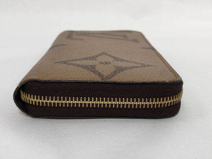 LOUIS VUITTON Monogram M6935 Giant Reverse Zippy Wallet*1 Wallet