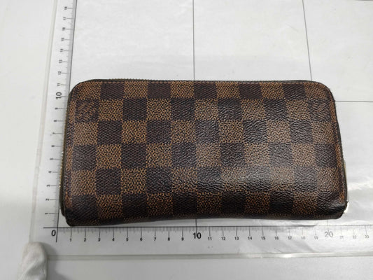 LOUIS VUITTON Damier Long Wallet Zipper Broken Wallet