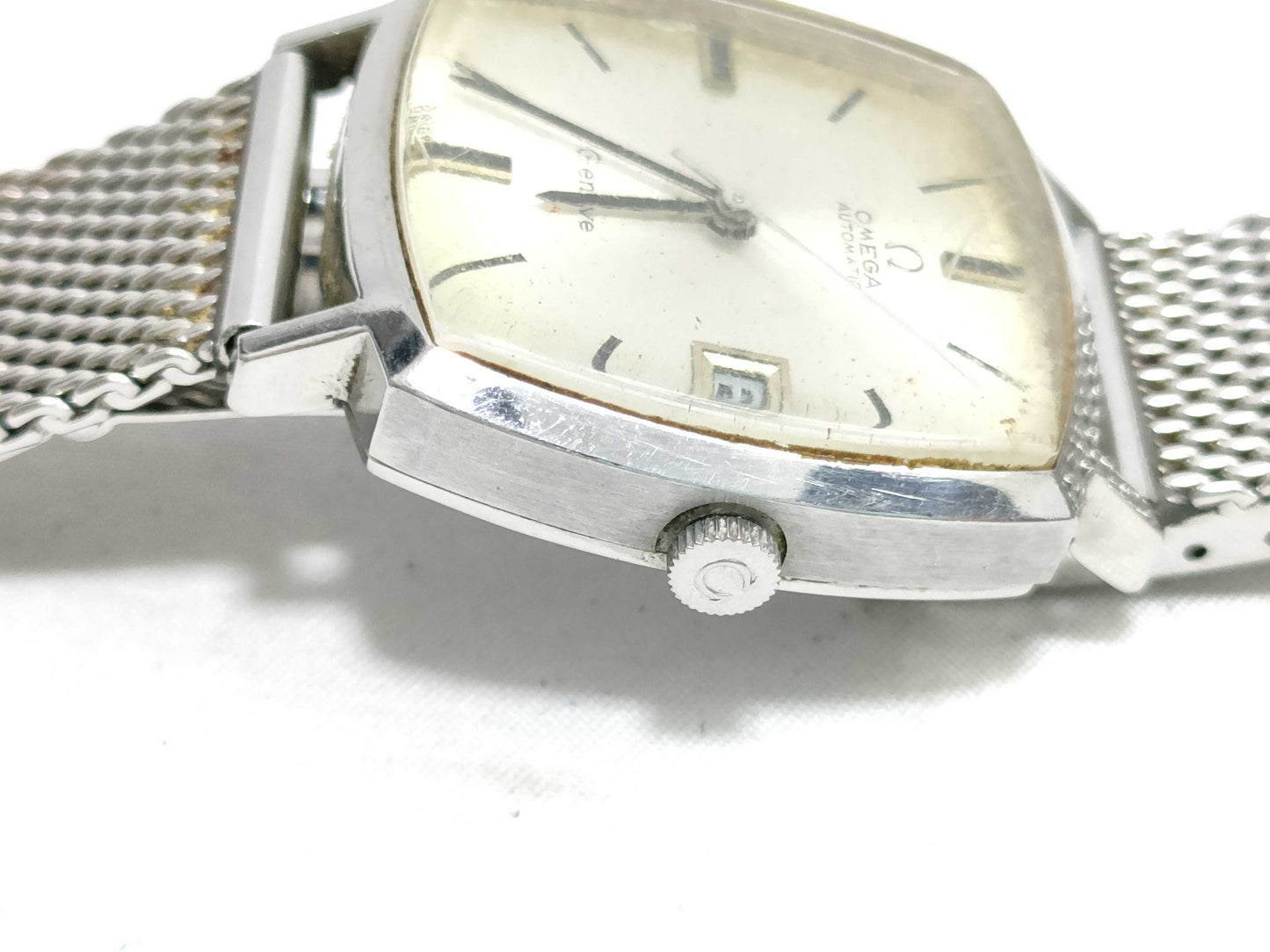 OMEGA AT Geneve Women's Watch with Defective Winding Crown and Non-Original Strap
