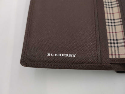 LOUIS VUITTON/Burberry/Gucci Wallet and Accessory Set 