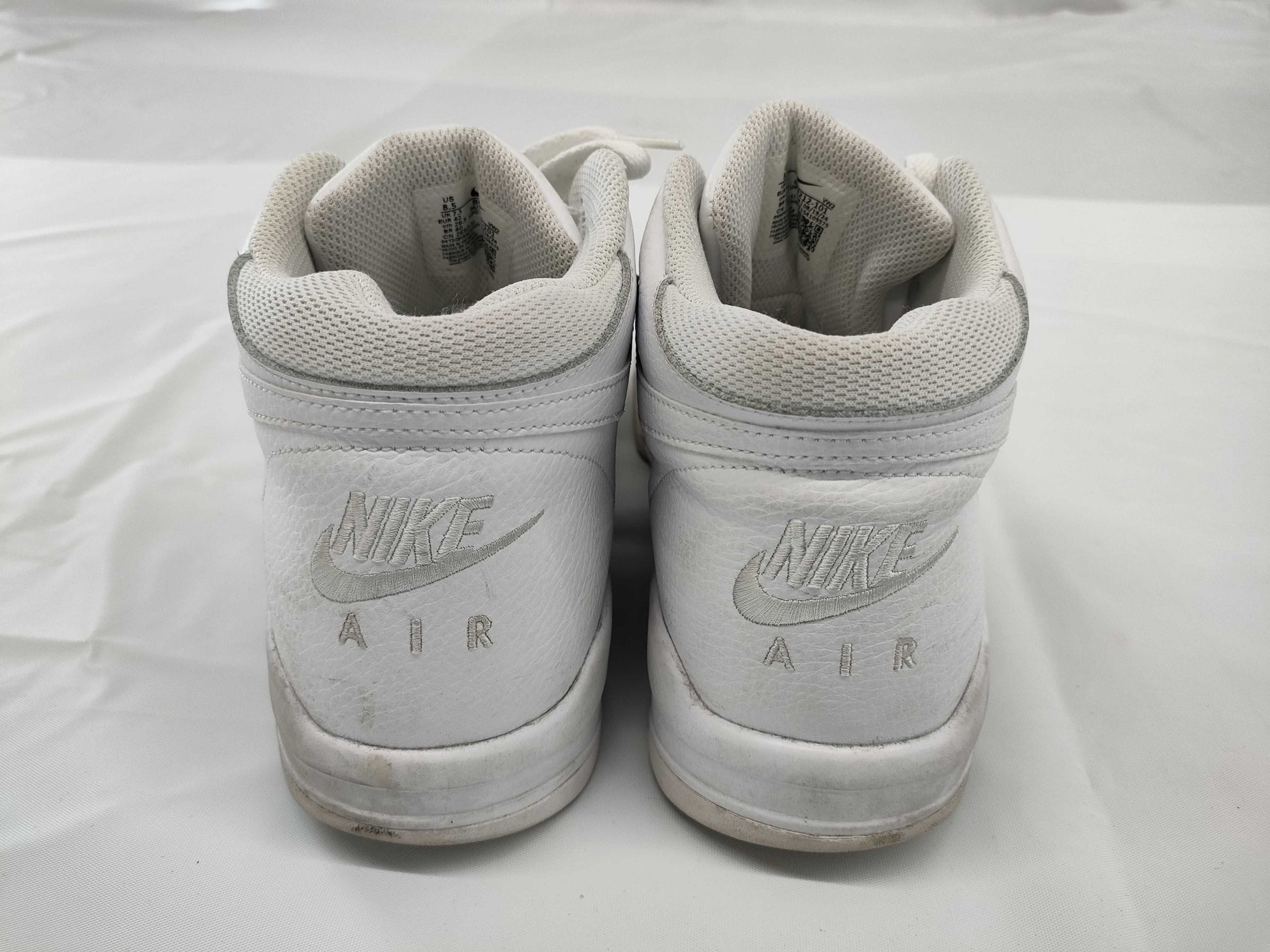 NIKE Flight Legacy BQ4212-101 Sneakers