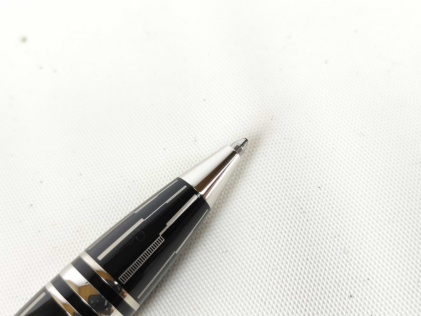 MONTBLANC Montblanc Starwalker Ballpoint Pen, Precious Resin