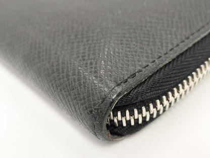 LOUIS VUITTON Taiga Zippy Wallet Vertical Wallet