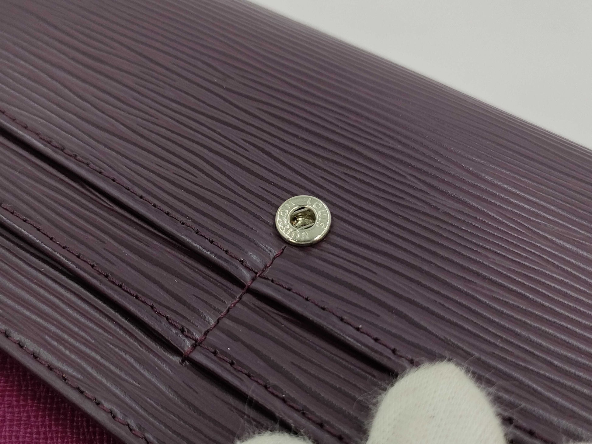 LOUIS VUITTON Epi Pochette Porto Monet Credit Initials Wallet