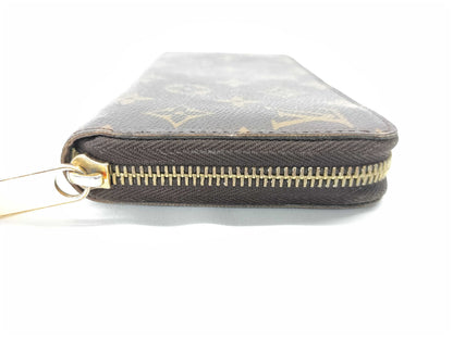 LOUIS VUITTON Monogram Zippy Wallet Monogram Wallet
