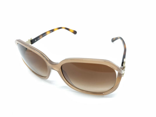 COACH 10/13 Reassessment HC8233 Sunglasses Sunglasses/Eyeglasses