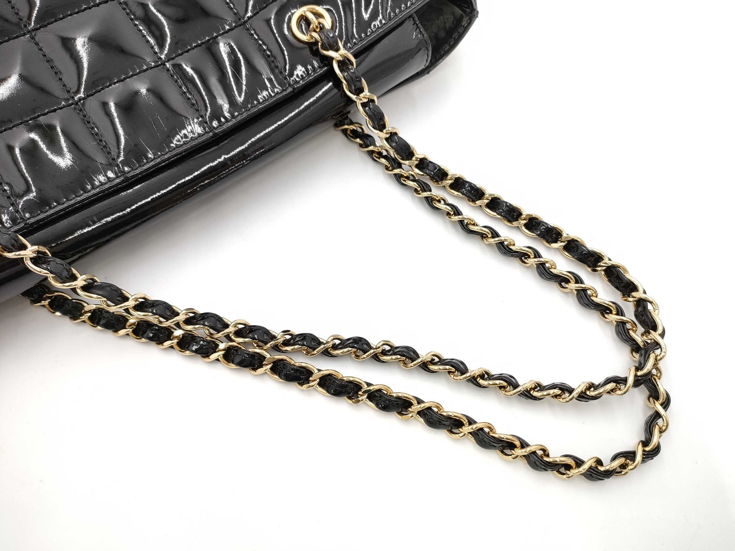 CHANEL Chocolate Bar Enamel Chain Shoulder Bag