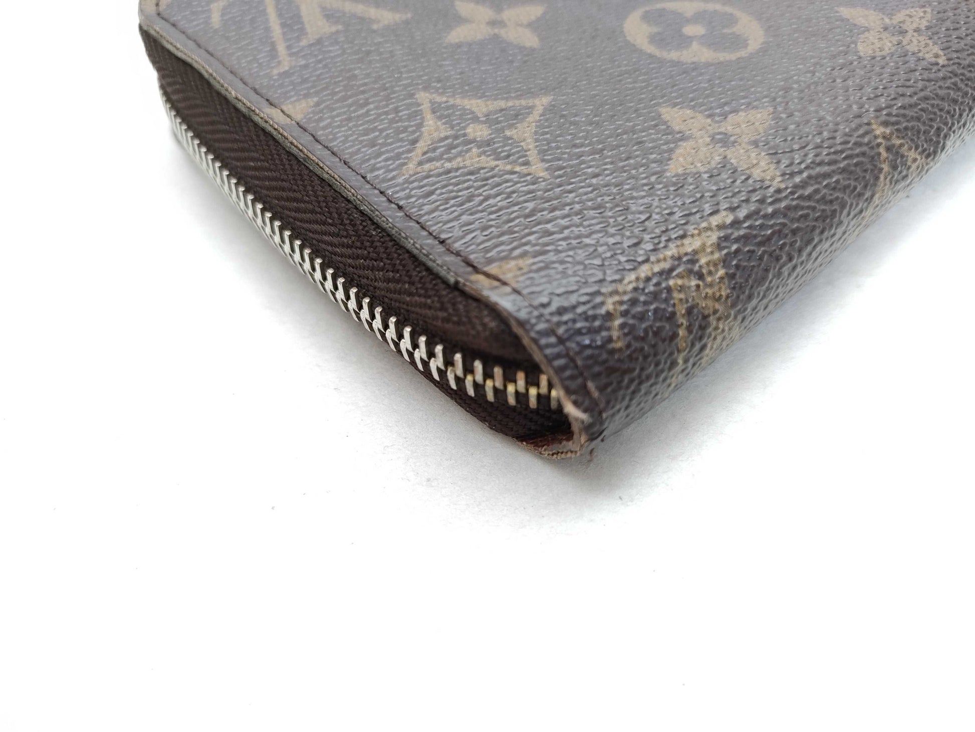 LOUIS VUITTON Monogram Zippy Wallet Round Wallet