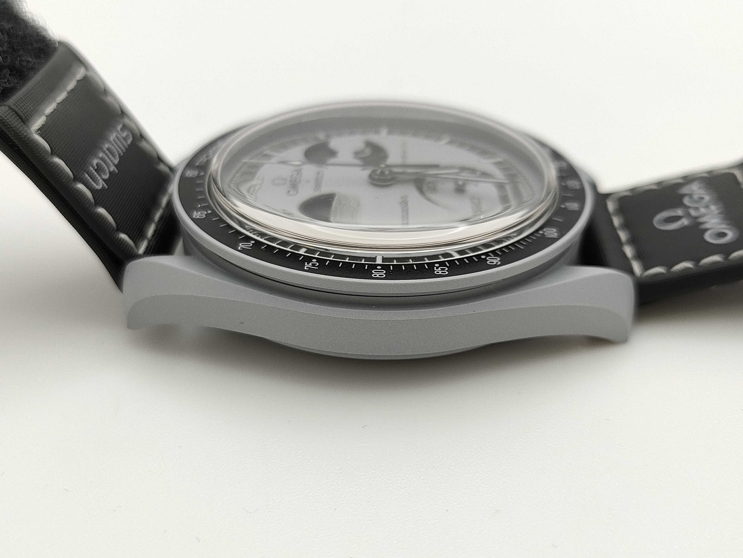 OMEGA MISSION TO EARTH PHASE S033M700 Quartz Men's Watch