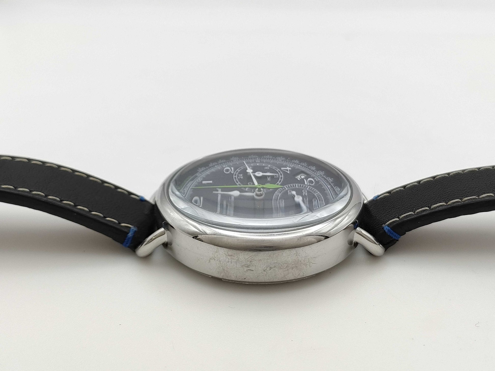 Movement in Motion VK63 Men's Watch