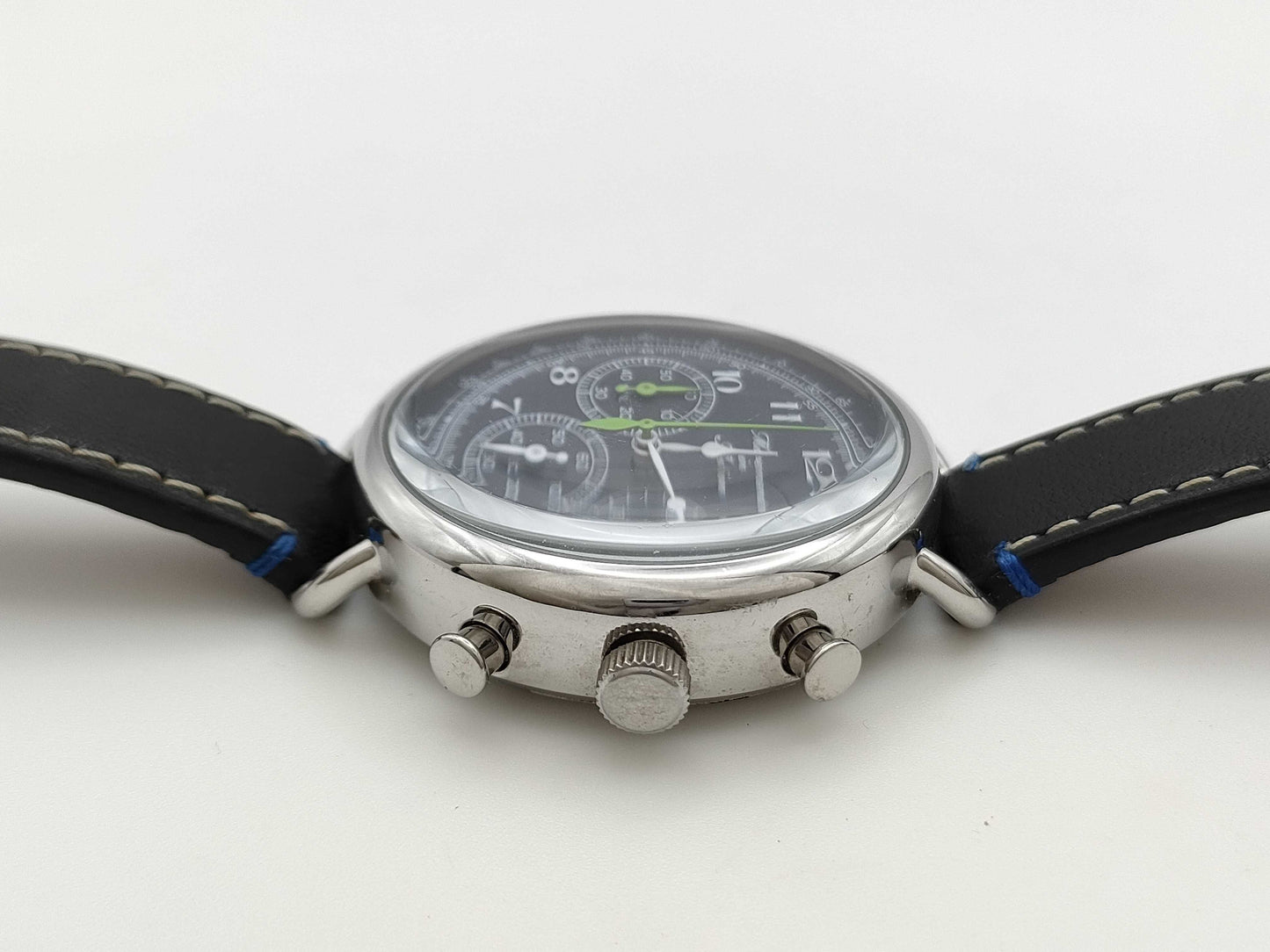 Movement in Motion VK63 Men's Watch