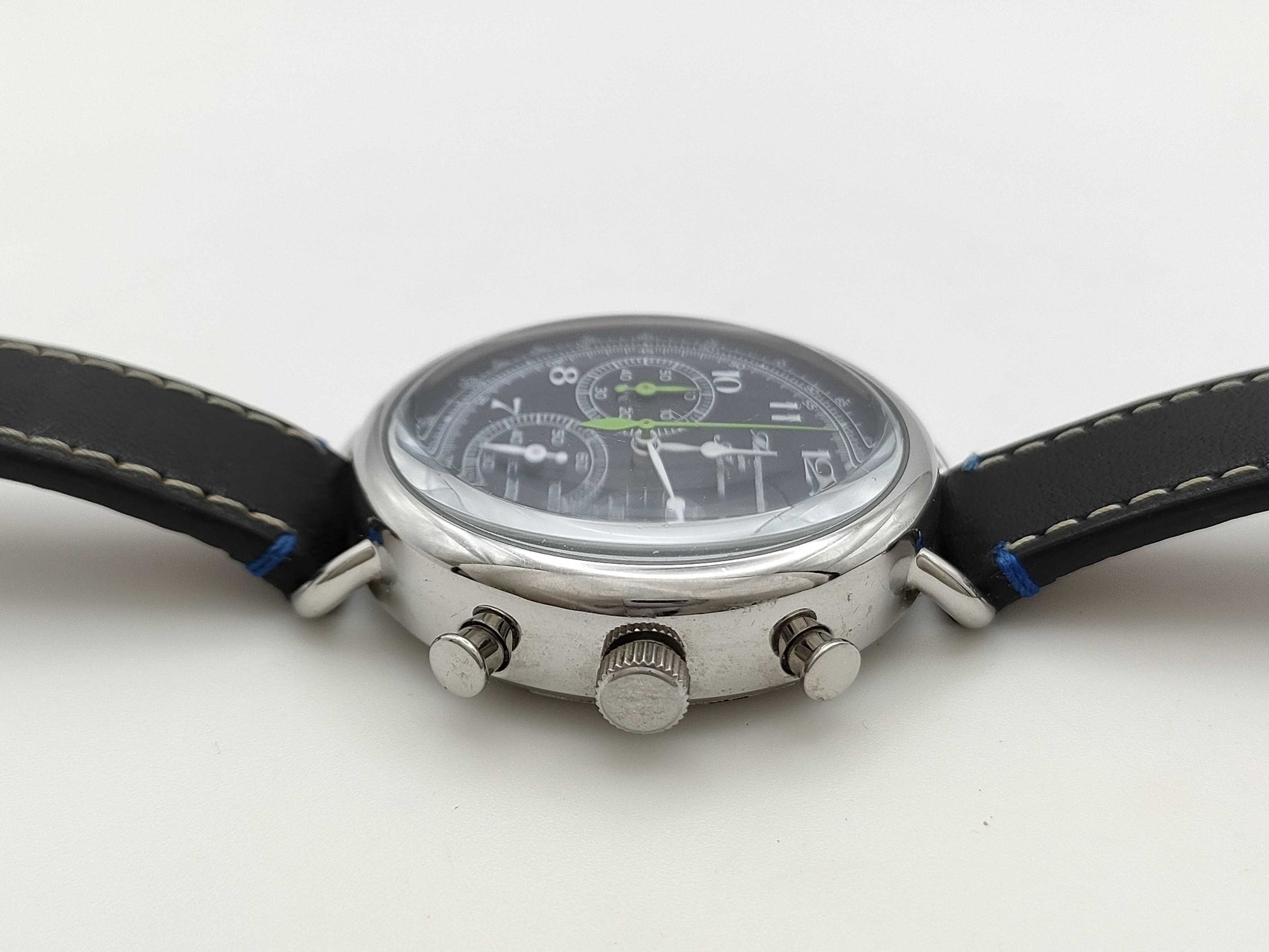 Movement in Motion VK63 Men's Watch