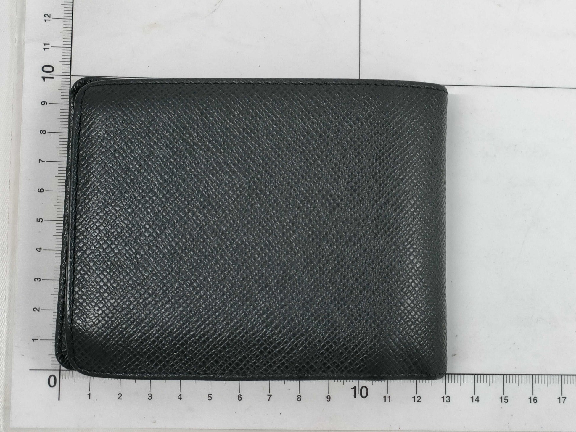 LOUIS VUITTON Taiga Taiga Bi-Fold Wallet with Initials Wallet