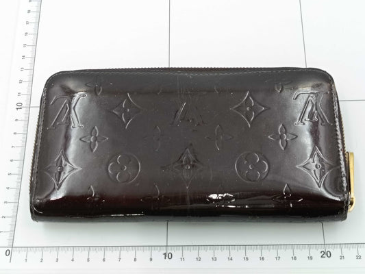 LOUIS VUITTON Vernis M93522 Zippy Wallet Amaranth