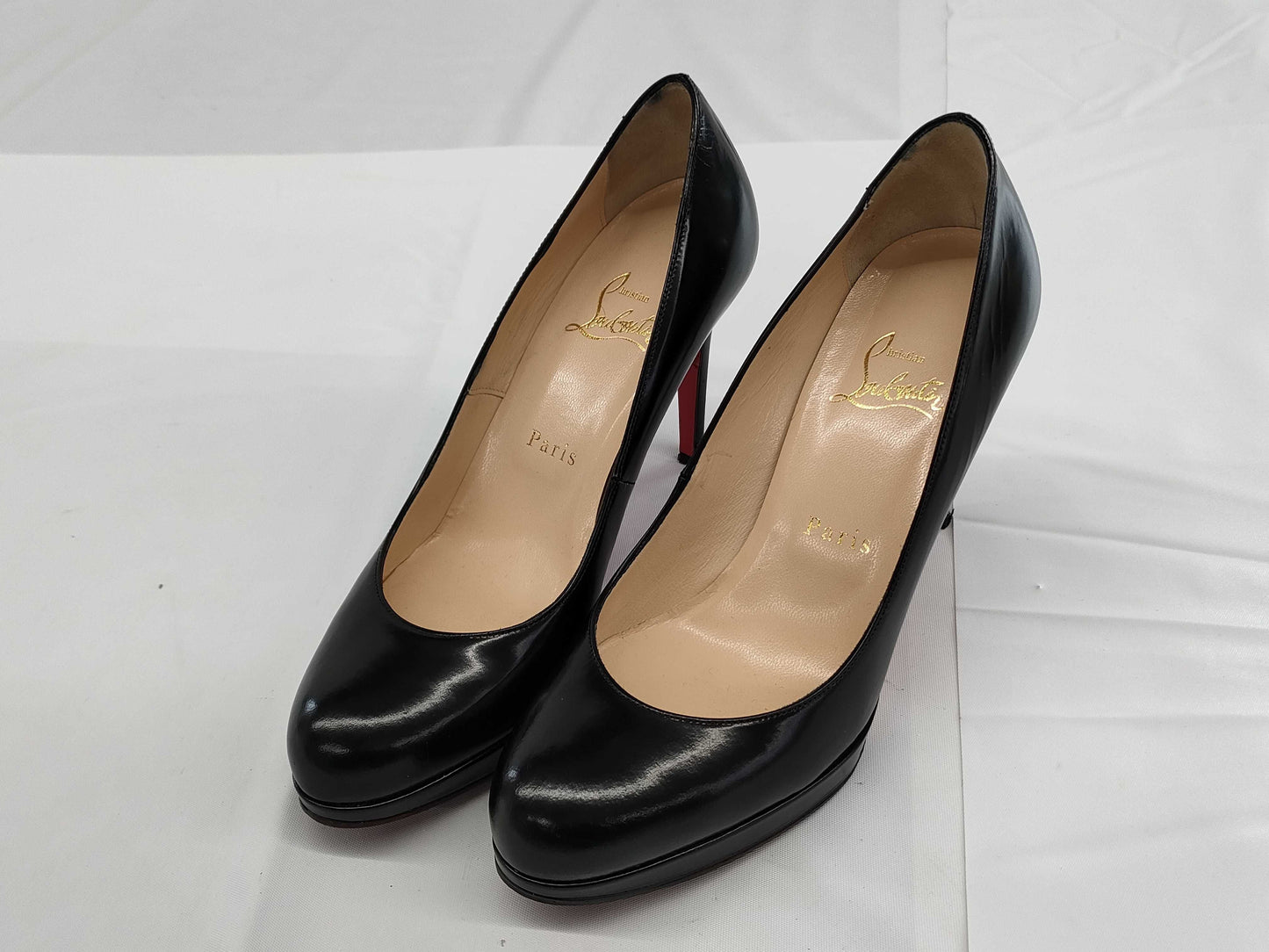 Christian Louboutin Enamel Leather Stiletto Heel Pumps