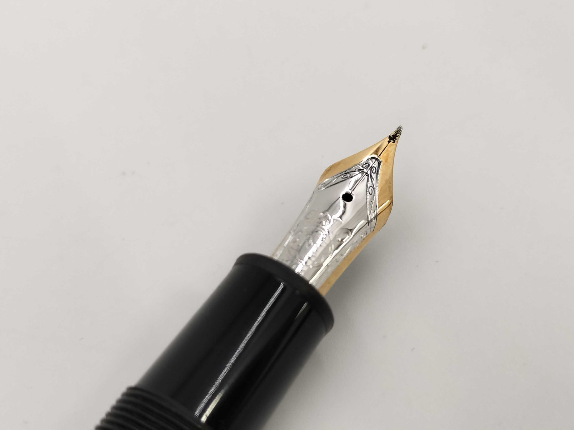 Montblanc 4810 14K Pen/Fountain Pen