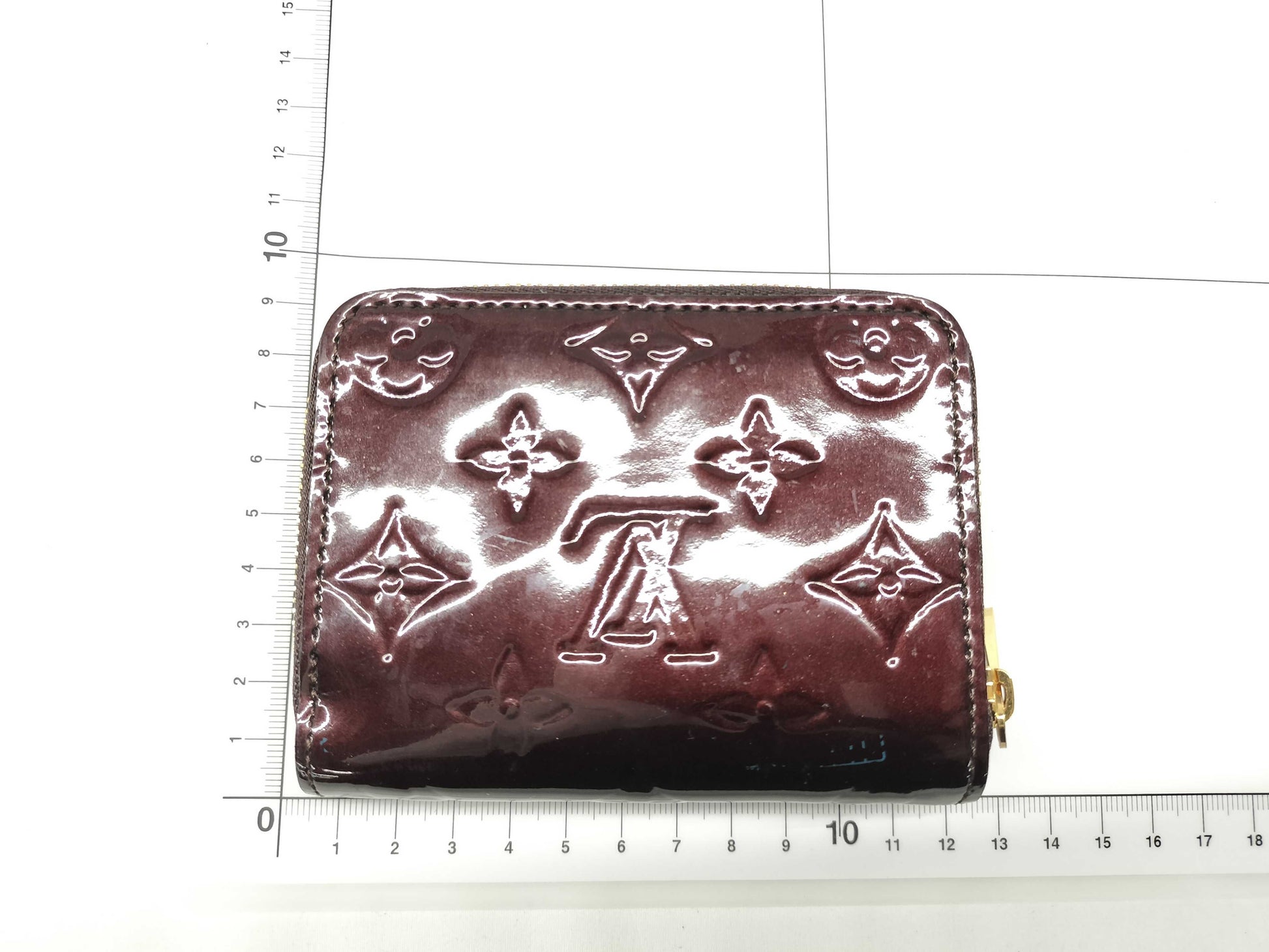 LOUIS VUITTON Vernis Zippy Coin Purse