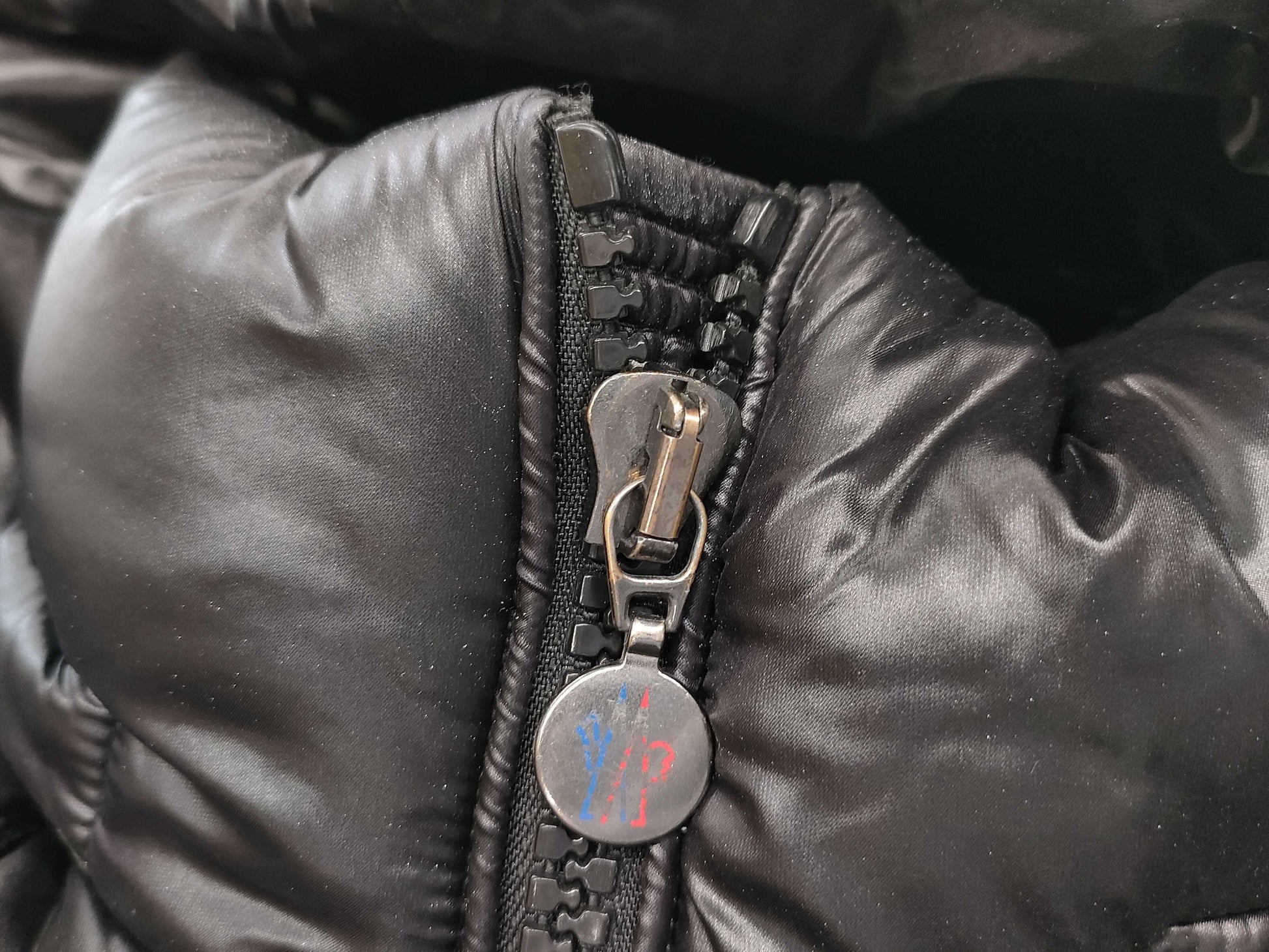 MONCLER Maya Down Zipper Broken T-Shirt