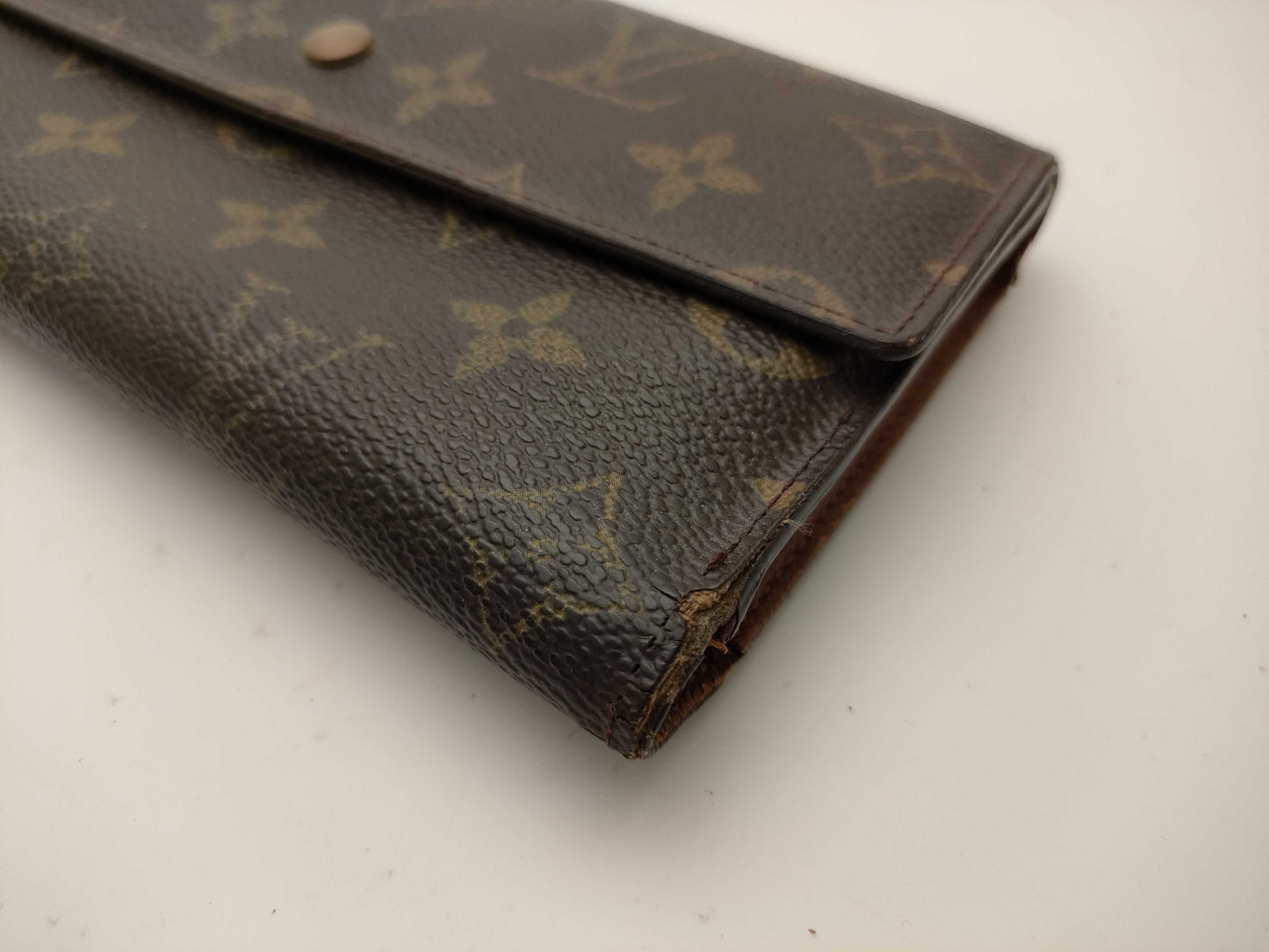LOUIS VUITTON Monogram Wallet 
