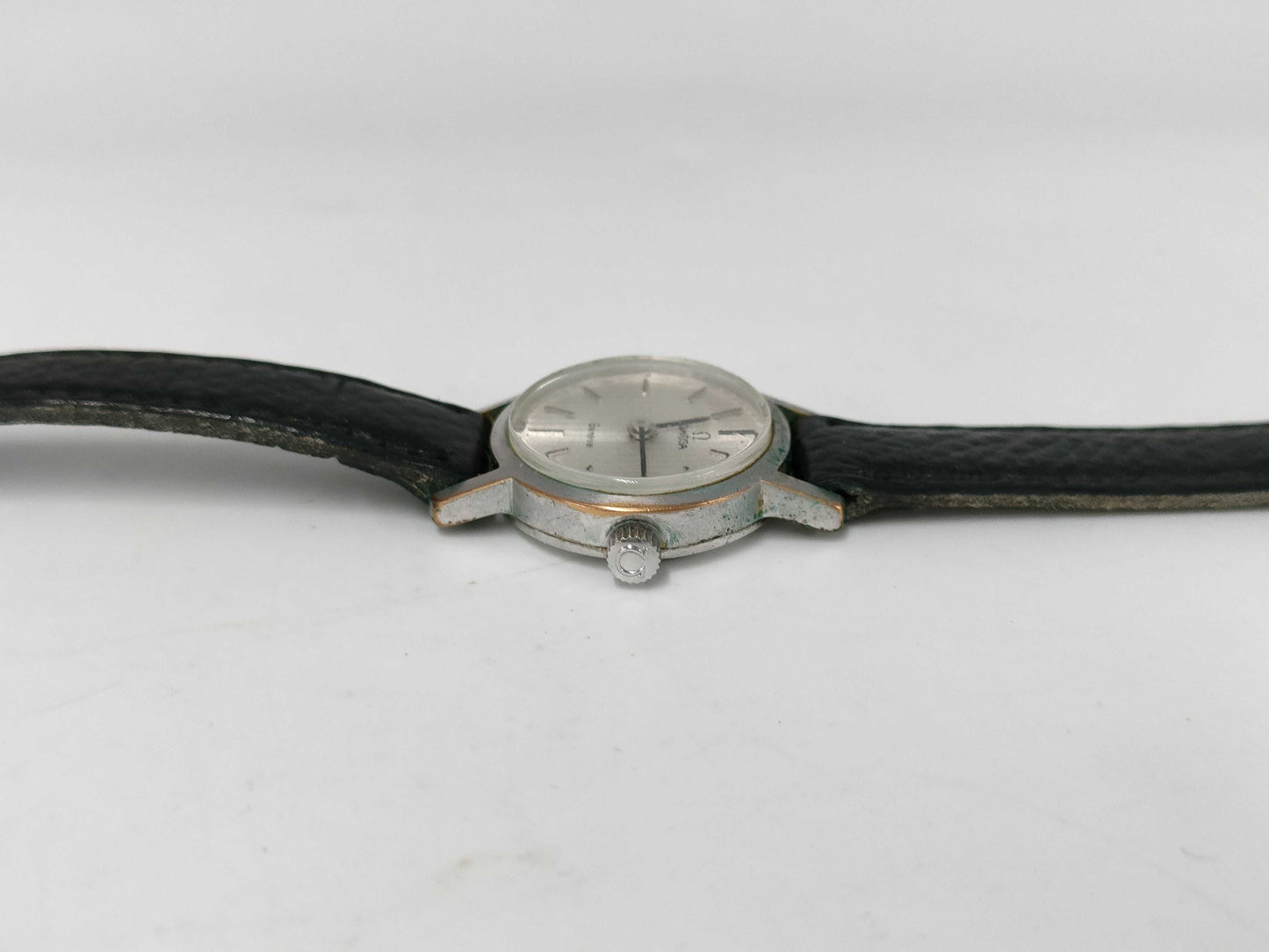 OMEGA Hand-wound Women's Watch