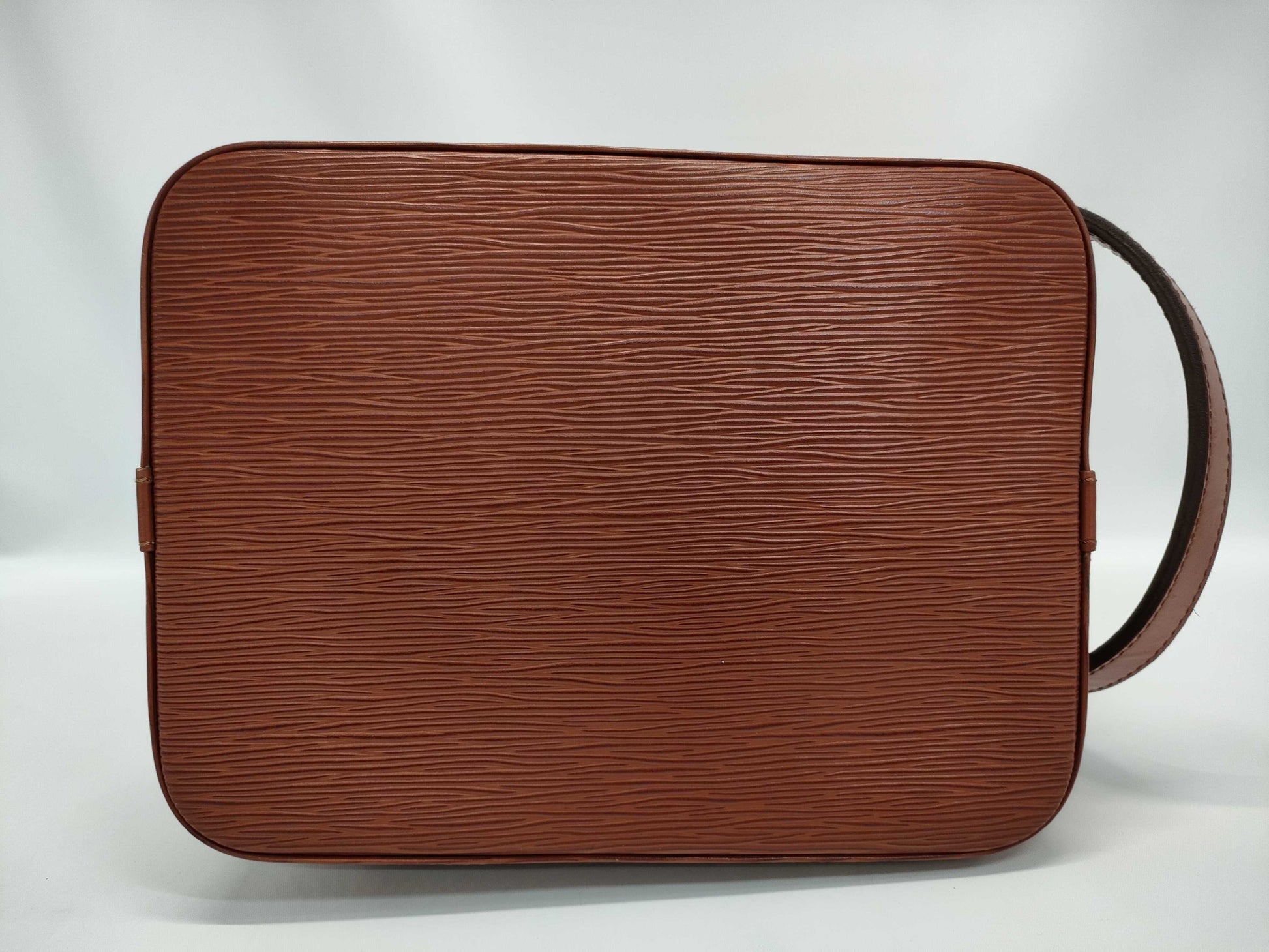 LOUIS VUITTON Epi Petit Noe Gold Shoulder Bag