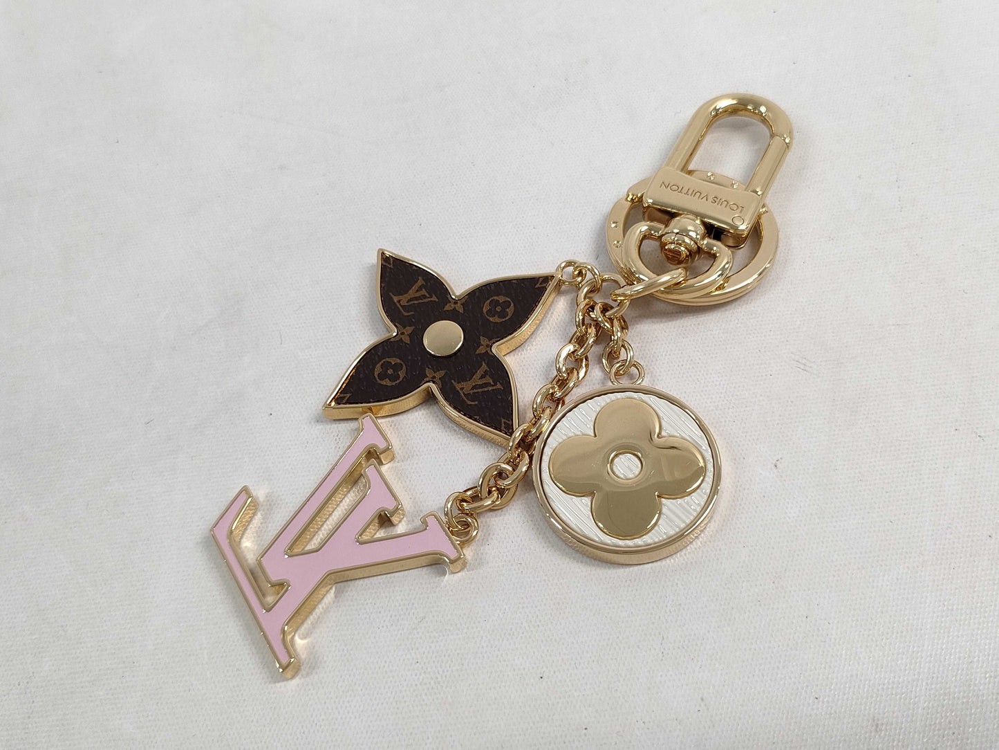 LOUIS VUITTON Spring Street Charm