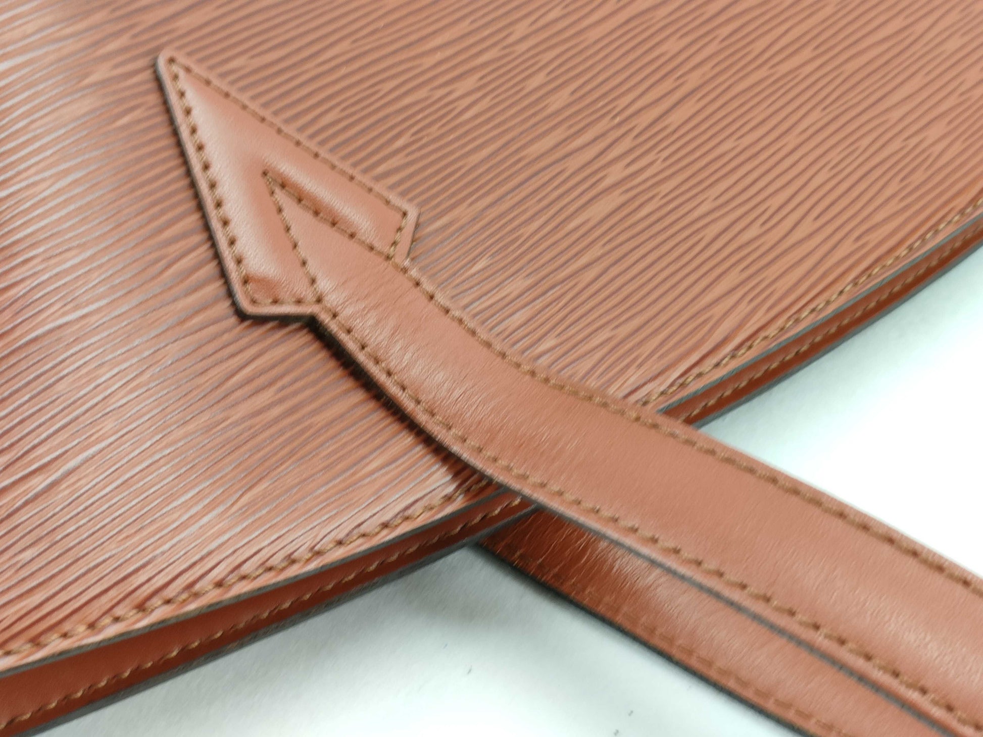 LOUIS VUITTON Epi Saint-Jacques Shoulder Bag