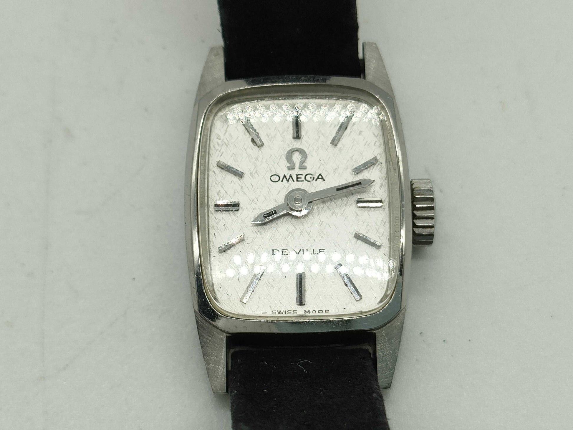 OMEGA De Ville Hand-Wound Women's Watch