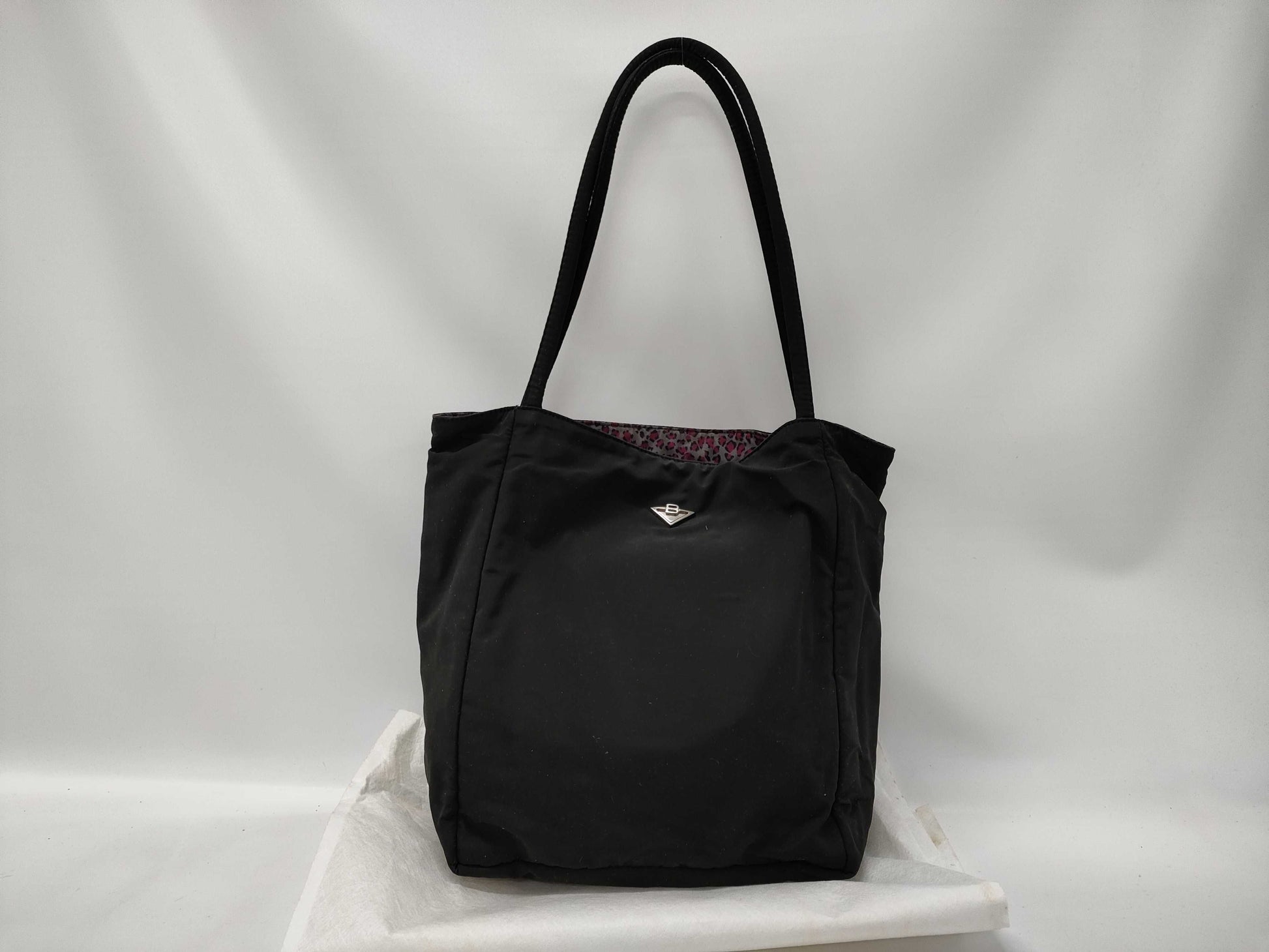 BOTTEGA VENETA nylon handbag with signs of deterioration