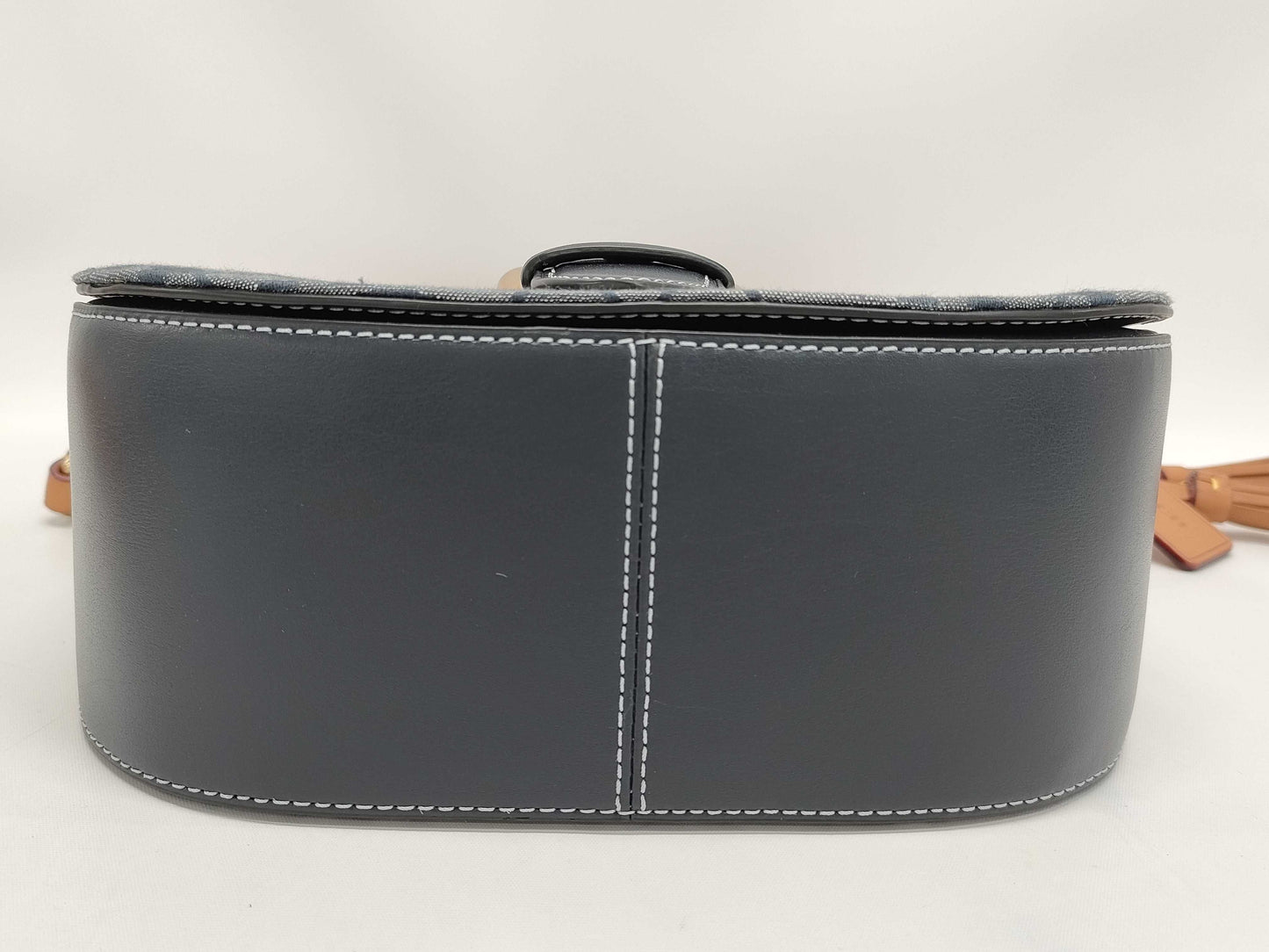 COACH Signature Shoulder Bag C8514