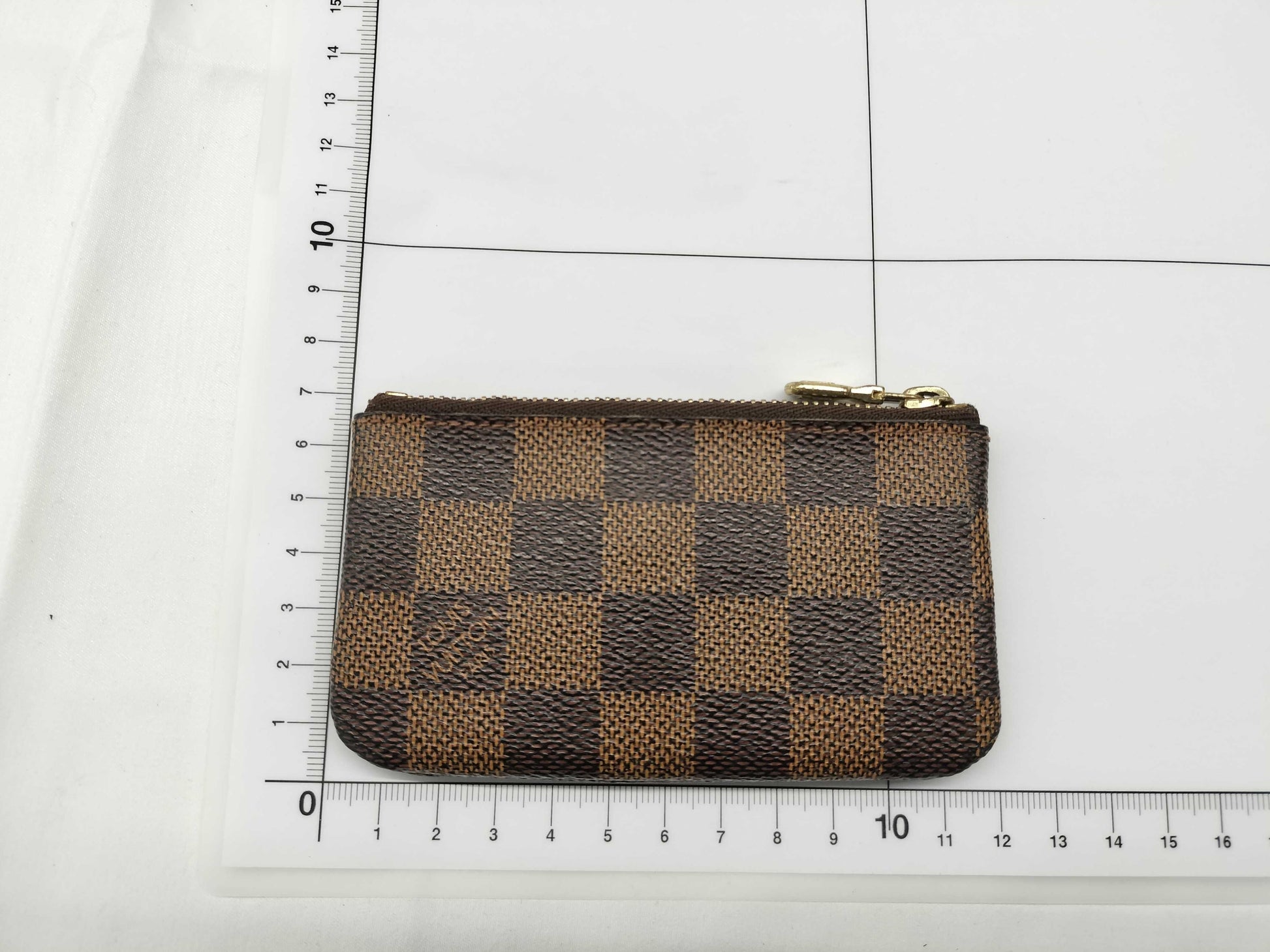 LOUIS VUITTON Damier Pochette Cle Coin Case