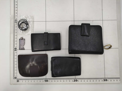 GUCCI Leather Wallet, Key Case, and Other Accessories 5-Piece Set Wallet