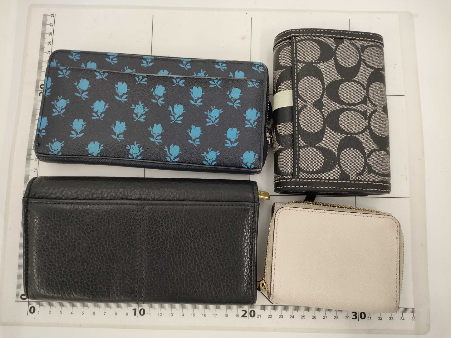 COACH Leather Signature Long Wallet and Tri-fold Wallet Set
