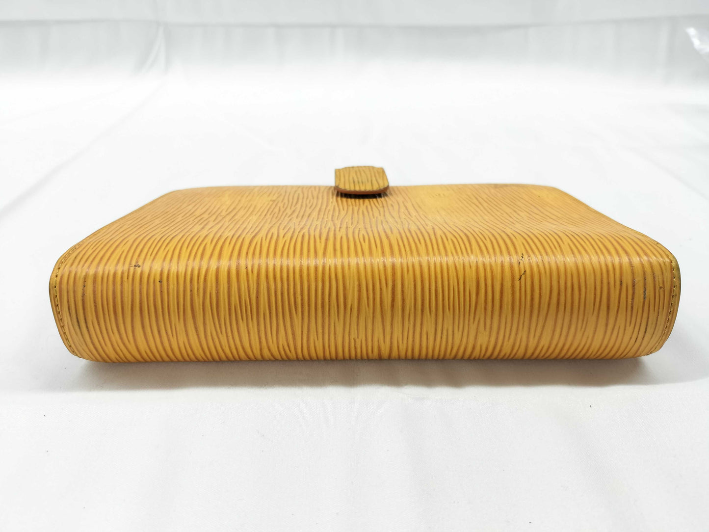 LOUIS VUITTON Epi Agenda MM Notebook Cover