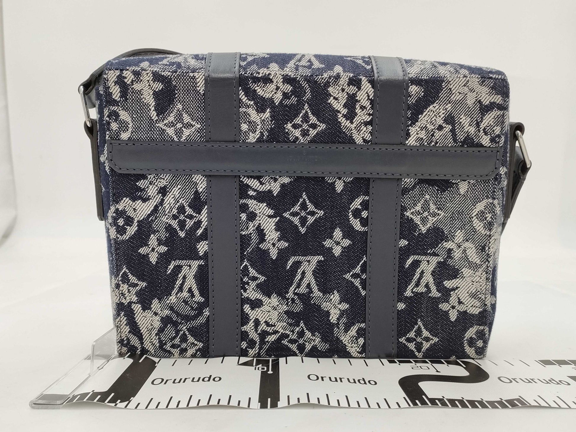 LOUIS VUITTON Monogram M57282 Tapestry Shoulder Bag